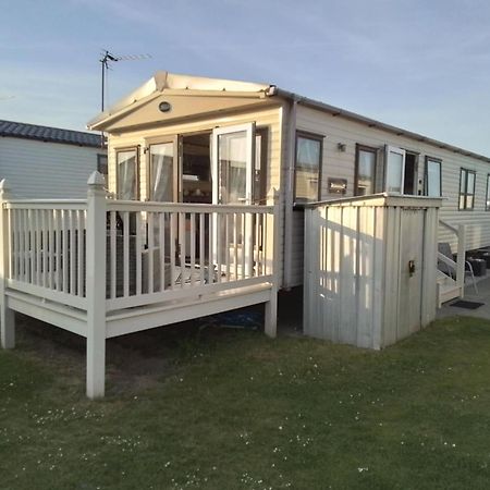 Golden Sands & Winkups Kinmel Bay エクステリア 写真